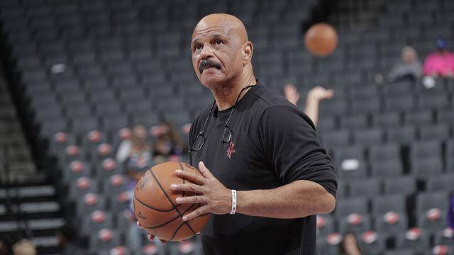  斯特拉斯堡主帅突辞职 助教临危受命挑大梁  